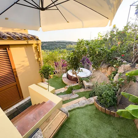 Casa Sussurro Del Mare, Fronte Mare, Idromassaggio Vakantiehuis Simius